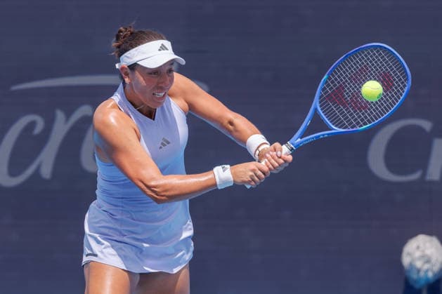 August 20, 2026, Mason, Ohio, U.S: Jessica Pegula (USA) hits a two-handed backhand during ThursdayÃ¢â‚¬â ¢s quarterfinals at the Cincinnati Open at the Lindner Family Tennis Center , Mason, Oh. Tennis 2026 - Cincinnati Open WTA, Tennis Damen  - ZUMAs304 20260820_zaf_s304_031 Copyright: xScottxStuartx