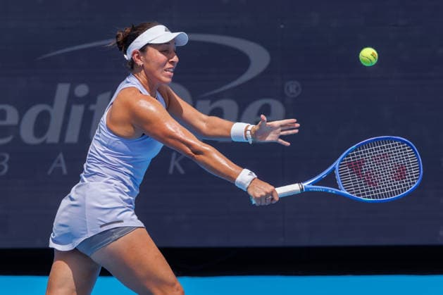 August 20, 2026, Mason, Ohio, U.S: Jessica Pegula (USA) hits a backhand shot during ThursdayÃ¢â‚¬â ¢s quarterfinals at the Cincinnati Open at the Lindner Family Tennis Center , Mason, Oh. Tennis 2026 - Cincinnati Open WTA, Tennis Damen  - ZUMAs304 20260820_zaf_s304_054 Copyright: xScottxStuartx