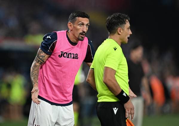 Trabzonspor v Ferencvaros - UEFA Europa League TRABZON, TURKIYE - AUGUST 20: Stefan Savic of Trabzonspor argues with the referee during the UEFA Europa League playoff round first-leg match between Trabzonspor and Ferencvaros at Papara Park in Trabzon, Turkiye on August 20, 2026. Hakan Burak Altunoz Anadolu Trabzon Turkey. Editorial use only. Please get in touch for any other usage.  Copyright: x2026xAnadoluxHakanxBurakxAltunozx