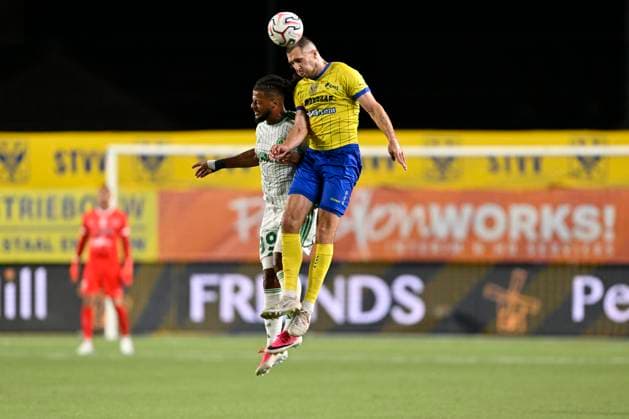 Sint-Truidense VV v Omonia Nicosia AC - UEFA Europa League SINT-TRUIDEN, BELGIUM - AUGUST 20 : Diony Lois forward of Omonia Nicosia AC and Pupe Joedrick defender of Sint-Truidense VV during the UEFA Europa League 2026 27 play-off round first leg between Sint-Truidense VV and Omonia Nicosia AC on August 20, 2026 in Sint-Truiden, Belgium, 20 08 2026 Sint-Truiden Belgium  Copyright: xDhax
