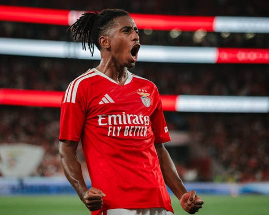 Leandro Barreiro scores SL Benfica s second goal during the Europa League match between SL Benfica and Aarhus at Estadio da Luz, in Lisbon, Portugal. (Diogo Sautchuk) Copyright: xDiogoxSautchukx