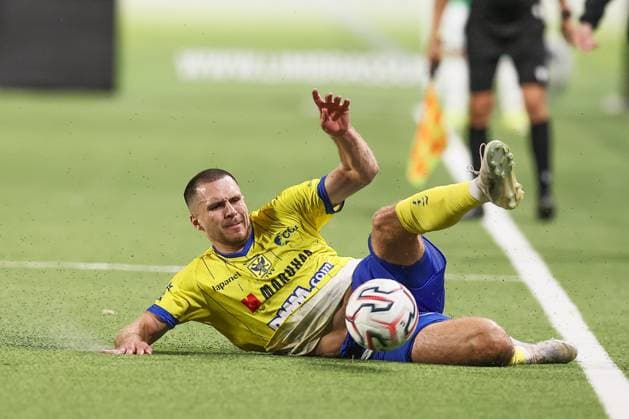 STVV s Joedrick Pupe pictured in action during a soccer game between Belgian Sint-Truidense V.V. and Cypriot AC Omonoia Nicosia, Thursday 20 August 2026 in Sint-Truiden, the first leg of the play-off round for the UEFA Europa League league phase. BRUNOxFAHY  x183851722x