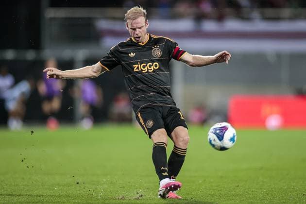 SION , 2008-2026, Stade de Tourbillon , season 2026 2027 , UEFA Conference League play-off football . Match between FC Sion and Ajax, Picture shows Ajax player Davy Klaassen Sion - Ajax  x205877466x Copyright: