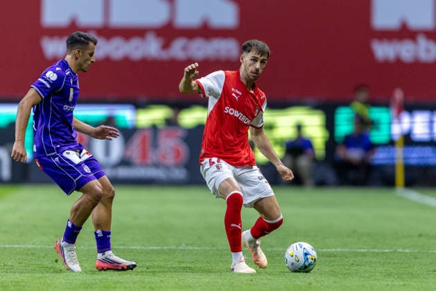 August 20, 2026, Braga, Braga, Portugal: Braga, August 20 - Adrian Bajrami of SC Braga is seen on action during the SC Braga x FK Austria Wien match for the UEFA Conference League 2026 27 Playoff First Leg on August 20, 2026 in Braga, Portugal SC Braga X FK Austria Wien - UEFA Conference League 2026 27 - Playoff First Leg  - ZUMAl192 20260820_zsp_l192_016 Copyright: xMiguelxLemosx