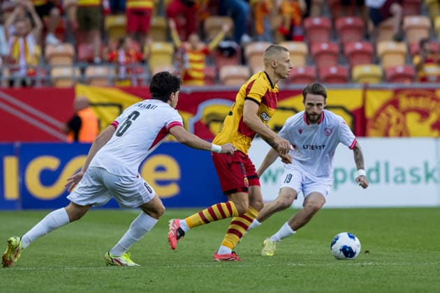 Slawomir Abramowicz seen during the during UEFA Europa League 26 27 4th qualifying round 1st leg match between teams of Jagiellonia Bialystok and Iberia 1999 (Jan Borys Ball Raw Images) Bialystok Chorten Arena Poland Copyright: xJanxBorysx janborys_jagiellonia_iberia_2627-33