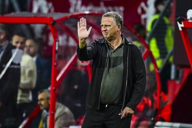 ENSCHEDE , 20 08-2026 , Stadium Grolsch Veste , season 2026 2027 , UEFA Conference League play-off football , match between FC Twente and FK Qarabag , picture shows Twente coach John van den Brom Twente - Qarabag  x205877658x Copyright: