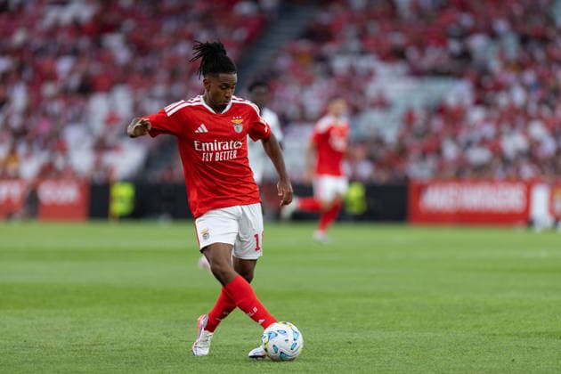 August 20, 2026, Lisbon, Lisbon, Portugal: Benfica midfielder from Luxembourg LEANDRO BARREIRO (18) in action during the game for the 1st Leg of UEFA Europa League Qualifier Playoff between Benfica and Aarhus at Estadio da Luz Lisbon Portugal - ZUMAs359 20260820_zsp_s359_004 Copyright: xAlexandrexdexSousax