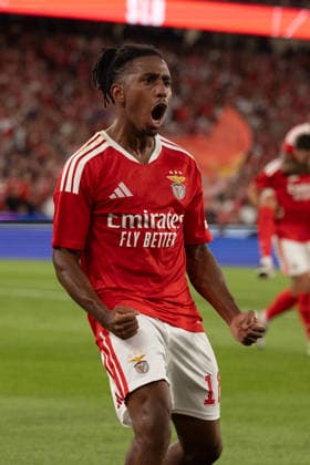 Leandro Barreiro celebrating with is team mates after goal seen during Uefa Europe League Playoff game between teams of SL Benfica and AGF Aarhus (Luis Loureiro Ball Raw Images) Lisboa Estadio da Luz Portugal Copyright: xLuisxLoureirox LLOU3119