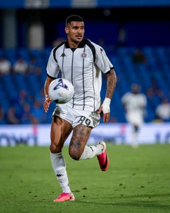 Getafe CF v FK Partizan - UEFA Conference League 2026 27 Play-Off Round First Leg Marinjo Dos Santos Zeferson of FK Partizan is in action with the ball during the UEFA Conference League 2026 27 play-off round first leg football match between Getafe CF and FK Partizan at Estadio Coliseum on August 20, 2026 in Getafe, Spain. Getafe Estadio Coliseum Madrid Spain Copyright: xAlbertoxGardinx AGardin_20260820_Foot_Geta_Par_0054