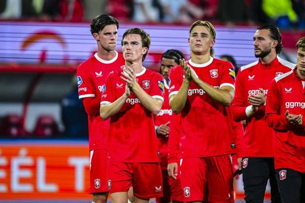 ENSCHEDE , 20 08-2026 , Stadium Grolsch Veste , season 2026 2027 , UEFA Conference League play-off football , match between FC Twente and FK Qarabag , picture shows Twente player Daan Rots , disappointment , final score 0-1. Twente - Qarabag  x205877873x Copyright: