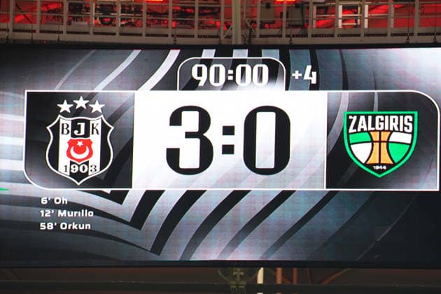 ISTANBUL, TURKEY - AUGUST 20 : Scoreboard during the UEFA Europa League 2026 27 Play-off round first leg match between Besiktas JK and Kauno Zalgiris at Tupras Stadium on August 20, 2026 in Istanbul, Turkey. Istanbul Turkey Copyright: xSeskimPhotox Besiktas-KaunoZalg-2008 (198)
