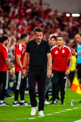 August 20, 2026, Lisbon, Lisbon, Portugal: Marco Silva coach of the SL Benfica during UEFA Europa League Playoff, match between SL Benfica and Aarhus at Estadio da Luz, Lisbon, Portugal, on August 20th, 2026. Lisbon Portugal - ZUMAr200 20260820_zsp_r200_028 Copyright: xNunoxReisinhox