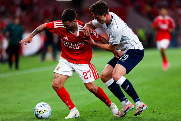 SL Benfica v AGF Aarhus - UEFA Europa League (Qual.) 2026 27 Playoff 1Âª Mao Rafa Silva 27, medio ofensivo do SL Benfica durante a partida entre SL Benfica v AGF Aarhus, para a UEFA Europa League (Qual.) 2026 27 Playoff 1Âª Mao no Estadio da Luz, Portugal (Foto de Diogo Faria Reis Avant Sports) Lisboa Estadio Da Luz Lisboa Portugal Copyright: xDiogoxFariaxReis AvantxSportsx