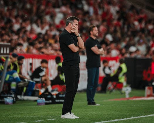 Marco Silva head coach of SL Benfica during the Europa League match between SL Benfica and Aarhus at Estadio da Luz, in Lisbon, Portugal. (Diogo Sautchuk) Copyright: xDiogoxSautchukx