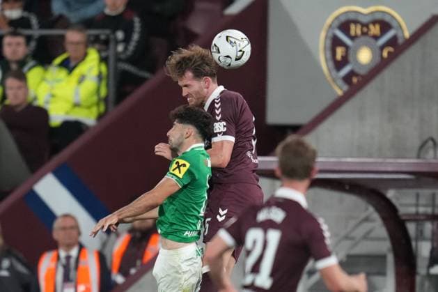 Jamie McCart of Heart of Midlothian Heart of Midlothian v Rapid Vienna, UEFA Conference League, Play-Off Round, First Leg, Football, Tynecastle Park, Edinburgh, Scotland, UK - 20 Aug 2026Edinburgh Tynecastle Park United Kingdom  Copyright: xPetexSummers Shutterstockx 17108692fo
