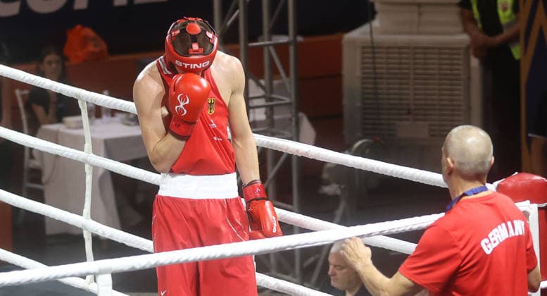 20.08.2026 Loznica(Serbia) European Juniors U19 boxing championship EM U-19 Boxen men s -80kg semi fiinal Dietrich Hermann Germany :
