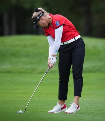 August 20, 2026, Edmonton, Ab, CANADA: Canada s Brooke Henderson, of Smiths Falls, Ont., hits her second shot on the fourth hole during the first round at the CPKC Canadian Women s Open LPGA, Golf Damen golf tournament, in Edmonton, on Thursday, Aug. 20, 2026. Canada News - August 20, 2026  - ZUMAc35_ 20260820_zaf_c35_090 Copyright: xDarrylxDyckx