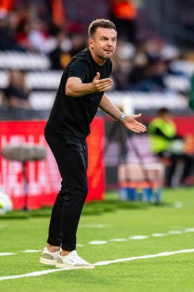 FC Nordsjaelland v St. Gallen, UEFA Conference League qualification, Farum, Denmark Farum, Denmark. 20th, August 2026. Head coach Enrico Maassen of St. Gallen seen during the UEFA Conference League qualification match between FC Nordsjaelland and St. Gallen at Right to Dream Park in Farum. Denmark, Farum  Copyright: xGonzalesxPhoto TobiasxJorgensenx