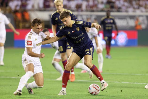 HNK Hajduk Split v Rakow Czestochowa - UEFA Conference League 2026 27 Play Off Round First Leg Niko Kristian Sigur of HNK Hajduk Split and Tomasz Pienko of Rakow Czestochowa competes for the ball during the UEFA Conference League 2026 27 play off first leg match between HNK Hajduk Split and Rakow Czestochowa at Poljud Stadium on August 20, 2026 in Split, Croatia.  IvoxCagalj PIXSELL