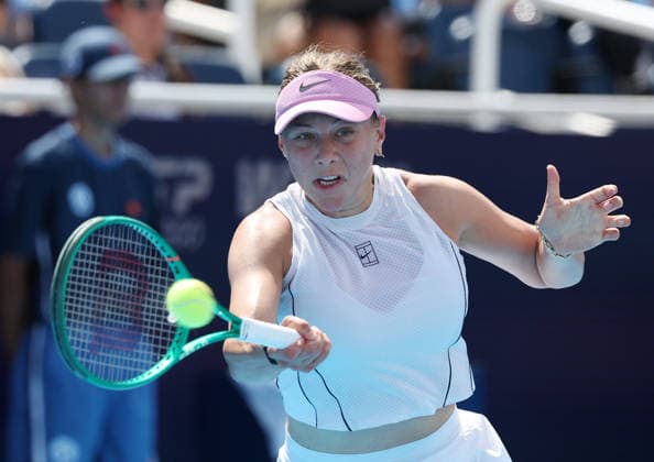 August 20, 2026, Mason, Ohio, USA: AMANDA ANISIMOVA of USA during the match against J. Pegula of USA in quarterfinals of tennis tournament WTA, Tennis Damen 1000 Cincinnati Open in Mason, USA. Anisimova 4:6 6:2, 6:7 Mason USA - ZUMAc278 20260820_zsp_c278_028 Copyright: xMarcinxCholewinskix
