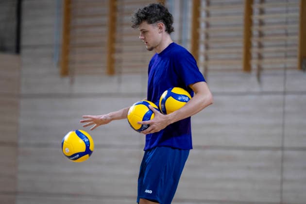1.Volleyball Bundesliga -Saison 2026 2027 Cerebricks Volley Goats Mitteldeutschland Training Halle, Deutschland 20.August 2026: Im Bild:Neo Laumann (Volleygoats) Halle Saale swh.Arena Sachsen-Anhalt Deutschland *** 1st Volleyball Bundesliga, 2026–2027 Season, Cerebricks Volley Goats Mitteldeutschland, Training in Halle, Germany, August 20, 2026. Pictured: Neo Laumann, Volley Goats Halle Saale, swh Arena, Saxony-Anhalt, Germany
