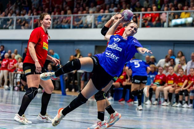 20.08.2026, GER, Handball, Frauen, Saison 2026 2027, Alsco 1.Bl, Testspiel, Thueringer HC - BSV Sachsen Zwickau Jolina Huhnstock (Thueringer HC,45) Mühlhausen Görmarhalle Thüringen Deutschland *** August 20, 2026, GER, Handball, Women, 2026–2027 Season, Alsco 1st Division, Exhibition Game, Thüringer HC vs. BSV Sachsen Zwickau, Jolina Huhnstock (Thüringer HC), 45, Görmarhalle, Mühlhausen, Thuringia, Germany