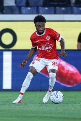 Atalanta v Hapoel Tel Aviv, UEFA Conference League qualification, Bergamo, Italy Bergamo, Italy, August 20th, 2026. Douglas Owusu (35) of Hapoel Tel Aviv FC seen during the UEFA Conference League match between Atalanta B.C. and Hapoel Tel Aviv at the New Balance Arena in Bergamo. Italy, Bergamo  Copyright: xGonzalesxPhoto StefanoxNicolix