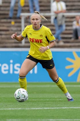 20.08.2026, xgrfx, Fussball Frauen Regionalliga West, Borussia Dortmund - Arminia Bielefeld v.l. Frederike Kempe (Borussia Dortmund) Dortmund *** August 20, 2026, xgrfx, Women s Regional League West, Borussia Dortmund vs. Arminia Bielefeld, Frederike Kempe, Borussia Dortmund, Dortmund