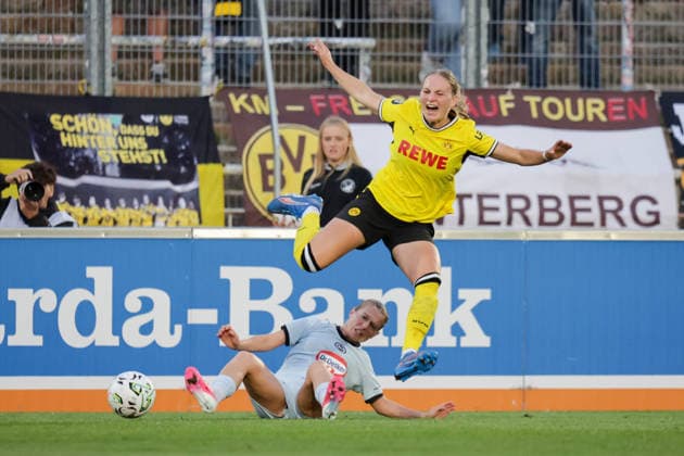 20.08.2026, xgrfx, Fussball Frauen Regionalliga West, Borussia Dortmund - Arminia Bielefeld v.l. Annika Enderle (Borussia Dortmund) Dortmund *** August 20, 2026, xgrfx, Women s Regional League West, Borussia Dortmund vs. Arminia Bielefeld, Annika Enderle, Borussia Dortmund, Dortmund