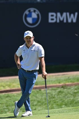 ST. LOUIS, MO - AUGUST 20: Nicolai Hojgaard of Denmark waits for his turn to putt on the 9th green during the first round of the PGA, Golf Herren BMW Championship ship round one on Thursday August 20th, 2026 at Bellerive Country Club in Town and Country, MO (Photo by Rick Ulreich Icon Sportswire) GOLF: AUG 20 PGA BMW Championship EDITORIAL USE ONLY Icon2608206277138