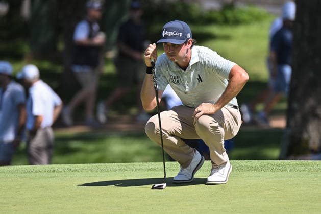 ST. LOUIS, MO - AUGUST 20: J.T. Poston of the United States lines up is putt on the 9th green during the first round of the PGA, Golf Herren BMW Championship ship round one on Thursday August 20th, 2026 at Bellerive Country Club in Town and Country, MO (Photo by Rick Ulreich Icon Sportswire) GOLF: AUG 20 PGA BMW Championship EDITORIAL USE ONLY Icon2608206332143