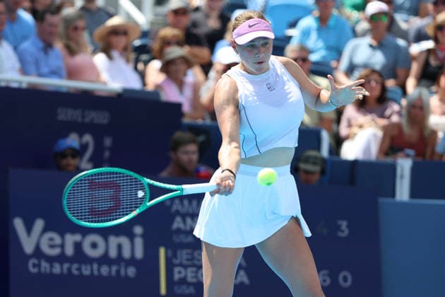 August 20, 2026, Mason, Oh, USA: Cincinnati Open Tennis 2026 - Amanda Anisimova hits a ball against Jessica Pegula in the Cincinnati Open Tennis Tournament held in Mason OH. 2026 08 20. Cincinnati Open Tennis 2026  - ZUMAn24_ 20260820_zaf_n24_031 Copyright: xWallyxNellx