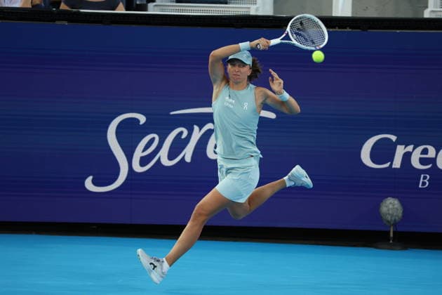 August 20, 2026, Mason, Oh, USA: Cincinnati Open Tennis 2026 - Iga Swiatek hits a ball against Elena Rybakina in the Cincinnati Open Tennis Tournament held in Mason OH. 2026 08 20. Cincinnati Open Tennis 2026  - ZUMAn24_ 20260820_zaf_n24_218 Copyright: xWallyxNellx