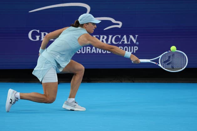 August 20, 2026, Mason, Oh, USA: Cincinnati Open Tennis 2026 - Iga Swiatek hits a ball against Elena Rybakina in the Cincinnati Open Tennis Tournament held in Mason OH. 2026 08 20. Cincinnati Open Tennis 2026  - ZUMAn24_ 20260820_zaf_n24_247 Copyright: xWallyxNellx