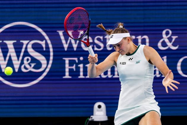 August 20, 2026, Mason, Ohio, U.S: Elena Rybakina (KAZ) hits a forehand shot during ThursdayÃ¢â‚¬â ¢s quarterfinals at the Cincinnati Open at the Lindner Family Tennis Center , Mason, Oh. Mason U.S - ZUMAs304 20260820_zaf_s304_168 Copyright: xScottxStuartx