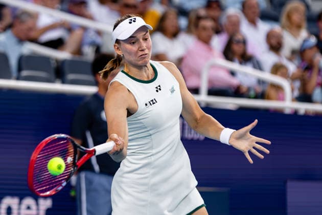 August 20, 2026, Mason, Ohio, U.S: Elena Rybakina (KAZ) hits a forehand shot during ThursdayÃ¢â‚¬â ¢s quarterfinals at the Cincinnati Open at the Lindner Family Tennis Center , Mason, Oh. Mason U.S - ZUMAs304 20260820_zaf_s304_191 Copyright: xScottxStuartx