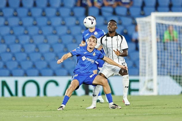(L-R) Francho Serrano (Getafe), Iddrisu Baba (Partizan), AUGUST 20, 2026 - Football Soccer : UEFA Europa Conference League Play-offs 1st leg match between Getafe CF - FK Partizan at the Estadio Coliseum de Getafe in Getafe, Spain. Noxthirdxpartyxsales  aflo_341828107 MutsuxKawamorix