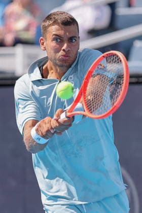 August 20, 2026, Mason, Ohio, U.S: Flavio Cobolli (ITA) in action against Tommy Paul during duringThursday s quarterfinals at the Cincinnati Open at the Lindner Family Tennis Center in Mason. Tennis 2026: Cincinnati Open ATP, Tennis Herren COBOLLI 2-6, 6-3, 6-4 PAUL  - ZUMAs304 20260820_zaf_s304_159 Copyright: xScottxStuartx