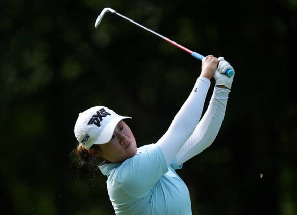 August 20, 2026, Edmonton, Ab, CANADA: Gina Kim, of the U.S., hits her tee shot on the seventh hole during the first round at the CPKC Canadian Women s Open LPGA, Golf Damen golf tournament, in Edmonton, on Thursday, August 20, 2026. Canada News - August 20, 2026  - ZUMAc35_ 20260820_zaf_c35_197 Copyright: xDarrylxDyckx