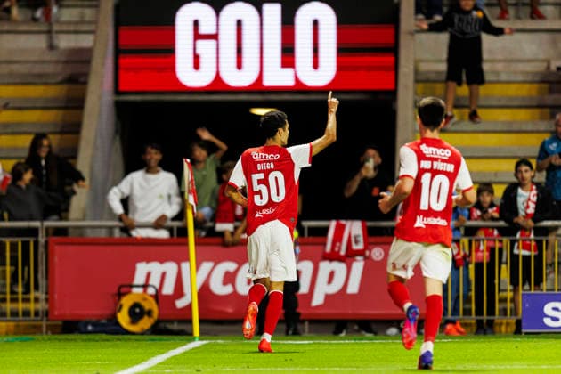BRAGA, PORTUGAL - AUGUST 20: Diego Rodrigues of SC Braga celebrates his goal during the UEFA Conference League 2026 27 Qualifying Round Final First Leg match between SC Braga and FK Austria Wien at Estadio Municipal de Braga on August 20, 2026 in Braga, Portugal. (Photo by Diego Maranhao Eurasia Images) Braga Estadio Municipal de Braga Portugal *** BRAGA, PORTUGAL, AUGUST 20 Diego Rodrigues of SC Braga celebrates his goal during the first leg of the 2026-27 UEFA Conference League Qualifying Round Final between SC Braga and FK Austria Wien at Estadio Municipal de Braga on August 20, 2026 in Braga, Portugal. Photo by Diego Maranhao, Eurasia Sport Images. Braga, Estadio Municipal de Braga, Portugal Copyright: x x2026xEurasiaxSportxImagesx jp-en-EuSpIm-DIE_Braga_Austria_20Aug2026_PT090