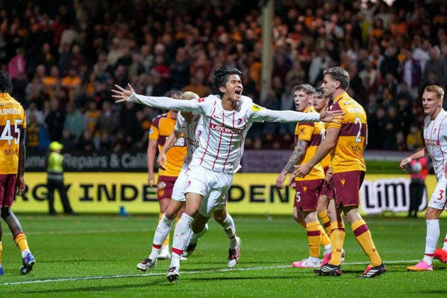 Keisuke Goto (SC Freiburg, 42) Torjubel, Emotionen, Torschuss, Abschluss, Torerfolg, Tor, Treffer , Schottland, Fussball, UEFA Conference League, Play-offs, Hinspiel, 2026 2027, Motherwell FC vs. SC Freiburg, 20.08.2026, Fir Park Stadium, Motherwell Motherwell Fir Park Stadium North Lanarkshire Schottland *** Keisuke Goto, SC Freiburg, 42, goal celebration, emotions, shot on goal, finish, goal scored, goal, Scotland, soccer, UEFA Conference League, playoffs, first leg, 2026–2027, Motherwell FC vs. SC Freiburg, August 20, 2026, Fir Park Stadium, Motherwell, North Lanarkshire, Scotland Copyright: xArnexAmbergx