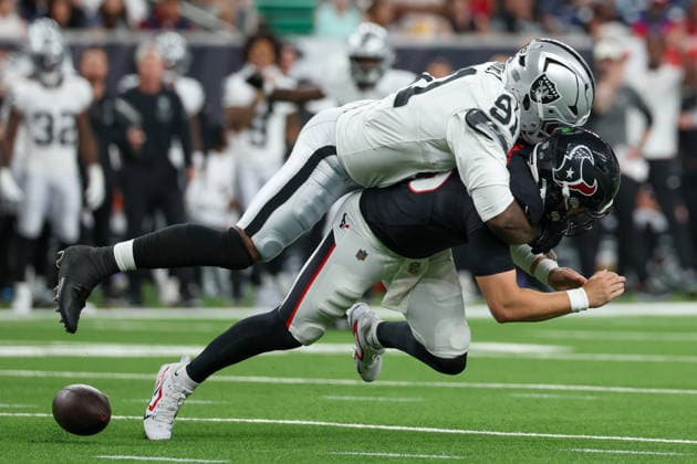 HOUSTON, TX - AUGUST 20: Defensive end Jahfari Harvey 91 of the Las Vegas Raiders sacks quarterback Brett Rypien 16 of the Houston Texans and causes a fumble during the NFL, American Football Herren, USA preseason game between the Houston Texans and the Las Vegas Raiders on August 20, 2026, at Reliant Stadium in Houston, TX. (Photo by David Buono Icon Sportswire) NFL: AUG 20 Raiders at Texans EDITORIAL USE ONLY Icon260820040