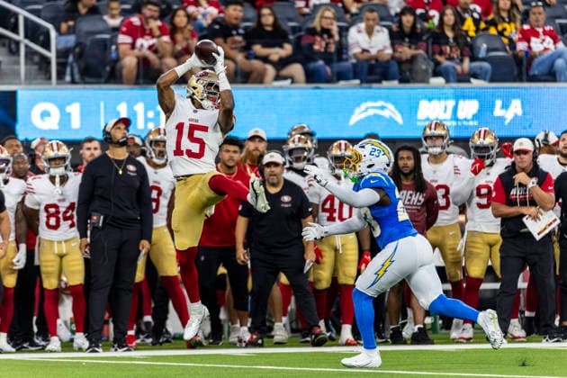 August 20, 2026, Inglewood, California, USA: San Francisco 49ers Wide Receiver De Zhaun Stribling (15) makes a catch against Los Angeles Chargers Safety Tony Jefferson (23) during an NFL, American Football Herren, USA football preseason game, in Inglewood, Calif. on Thursday August 20, 2026. Inglewood USA - ZUMAc68_ 20260820_zaf_c68_012 Copyright: xRingoxChiux