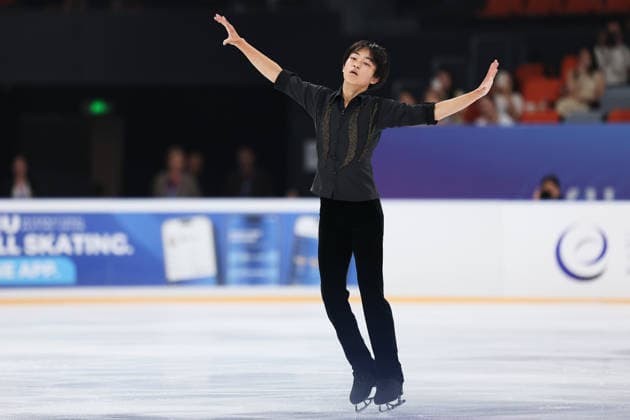 XI AN, CHINA - AUGUST 21: Hayato Okazaki of Japan performs in the Junior Men - Short Program on day 2 of the ISU Figure skating, Eiskunstlauf Junior Grand Prix Xi an 2026 on August 21, 2026 in Xi an, Shaanxi Province of China.  Copyright: xVCGx 111661220925