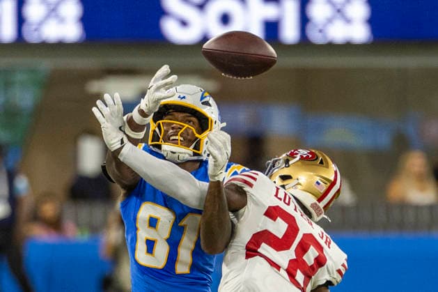August 20, 2026, Inglewood, California, USA: San Francisco 49ers Cornerback Darrell Luter Jr. (28) d efects a pass intended for Los Angeles Chargers Wide Receiver Dalevon Campbell (81) during an NFL, American Football Herren, USA football preseason game, in Inglewood, Calif. on Thursday August 20, 2026. NHL, Eishockey Herren, USA 2026: SF 49ers 41:17 A Chargers  - ZUMAc68_ 20260820_zaf_c68_041 Copyright: xRingoxChiux