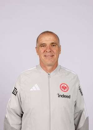 Co Trainer Klaus Schmidt (Eintracht Frankfurt) - Eintracht Frankfurt Porträttermin 2026 2027 Eintracht Frankfurt Porträttermin 2026 2027 SGE *** Assistant Coach Klaus Schmidt, Eintracht Frankfurt, Eintracht Frankfurt Photo Shoot 2026–2027, Eintracht Frankfurt Photo Shoot 2026–2027, SGE