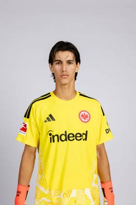 Torwart Amil Siljevic (Eintrcht Frankfurt) - Eintracht Frankfurt Porträttermin 2026 2027 Eintracht Frankfurt Porträttermin 2026 2027 SGE *** Goalkeeper Amil Siljevic Eintracht Frankfurt Eintracht Frankfurt Photo Shoot 2026 2027 Eintracht Frankfurt Photo Shoot 2026 2027 SGE