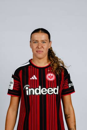 Larissa Mühlhaus - Fussball, Frauen, 1. Bundesliga - Porträttermin 2026 2027 - SGE Eintracht Frankfurt - 22.07.26 *** Larissa Mühlhaus Soccer, Women s, Bundesliga 1 Profile 2026 2027 SGE Eintracht Frankfurt July 22, 2026