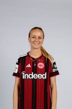Amanda Ilestedt - Fussball, Frauen, 1. Bundesliga - Porträttermin 2026 2027 - SGE Eintracht Frankfurt - 22.07.26 *** Amanda Ilestedt, Soccer, Women s, Bundesliga 1, Photo Shoot 2026 2027, SGE Eintracht Frankfurt, July 22, 2026