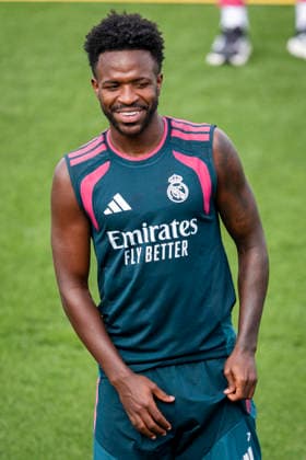 Real Madrid training session Vinicius Junior of Real Madrid CF is seen training with his teammates during the training session ahead of their opening LaLiga EA Sports match against RCD Espanyol de Barcelona at Ciudad Real Madrid on August 21, 2026 in Madrid, Spain. Madrid Ciudad Real Madrid Madrid Spain Copyright: xAlbertoxGardinx AGardin_20260821_Foot_Rea_Mad_Tra_0127
